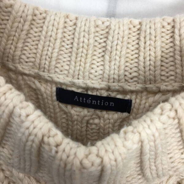 NZ626●attention アラン ケーブル編み セーター●F●アイボリー アテンション スリット入り ニット_画像2
