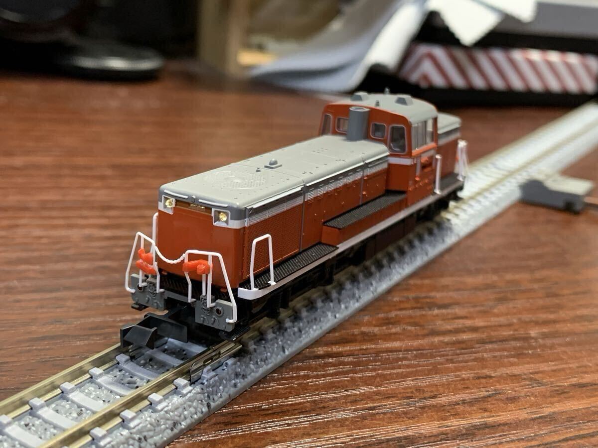 KATO DE10 ディーゼル機関車 Nゲージ 暖地形　7011-2 国鉄色　DD51 鉄道模型_画像1