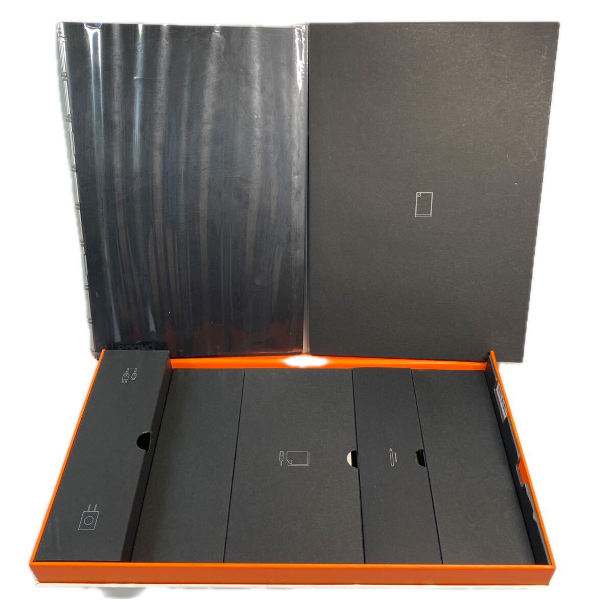 美品　Lenovo　YOGABOOK　With　Windows　ZA150019JP　動作品　タブレット　ノートパソコン_画像4