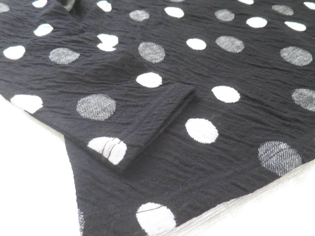 未使用タグ付　ティアラMB しわ加工　ウール混　黒ドットカットソー(_画像2