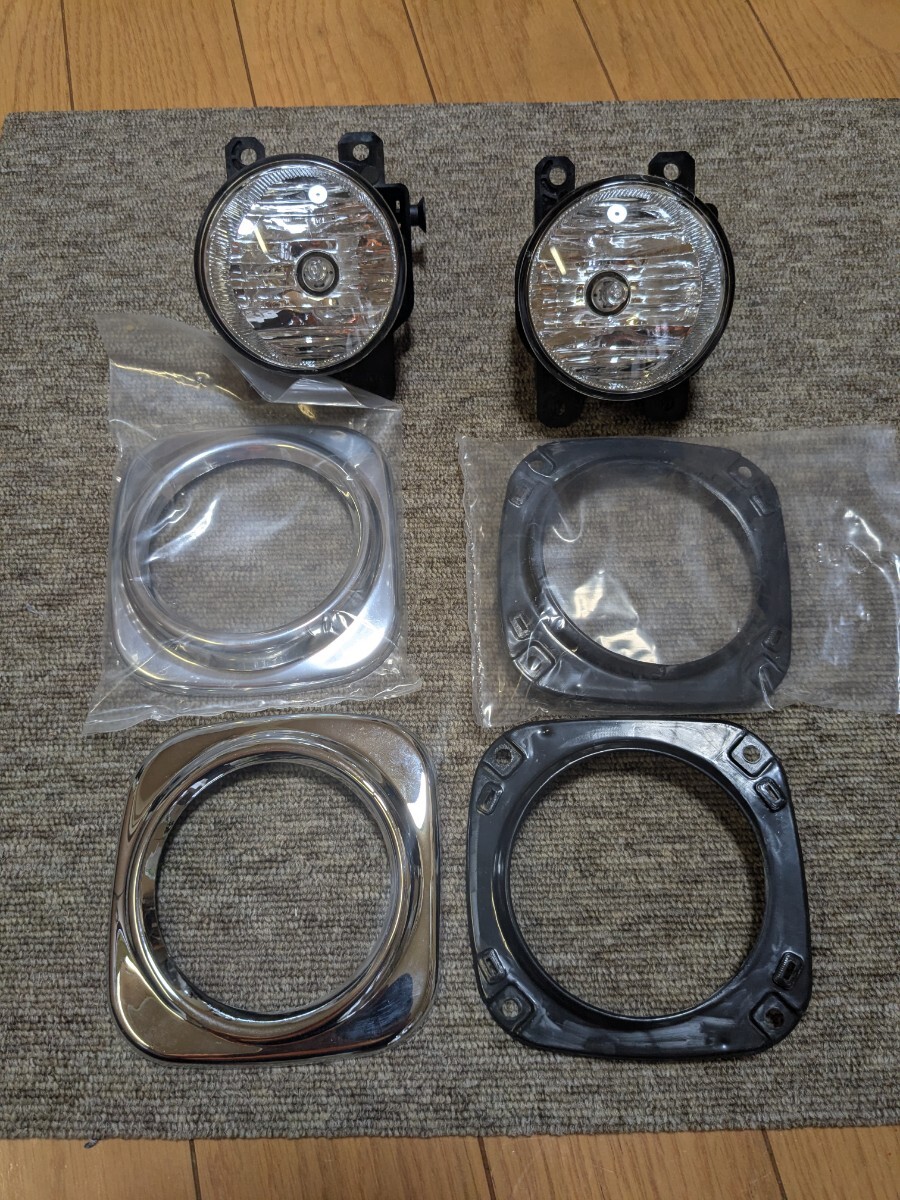 エブリィ フォグランプベゼル_画像1