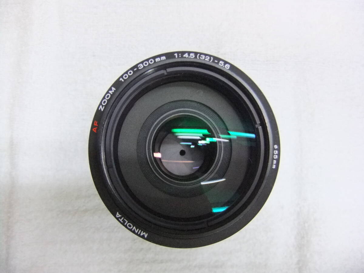 お32Y MINOLTA ミノルタ AF 100-300mm F4.5-5.6 ケース,キャップ,フード付 カビ,クモリなし 動作確認済_画像7