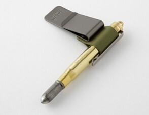 送料無料!トラベラーズノート/ペンホルダーM016&下敷2026/セット/新品_画像5