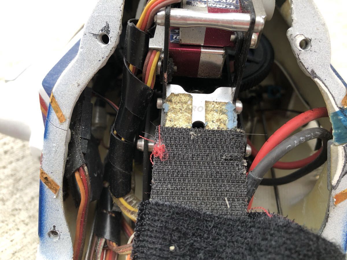 align t-rex450 エアウルフボディ　フタバ　t8j プロポ付き _画像9