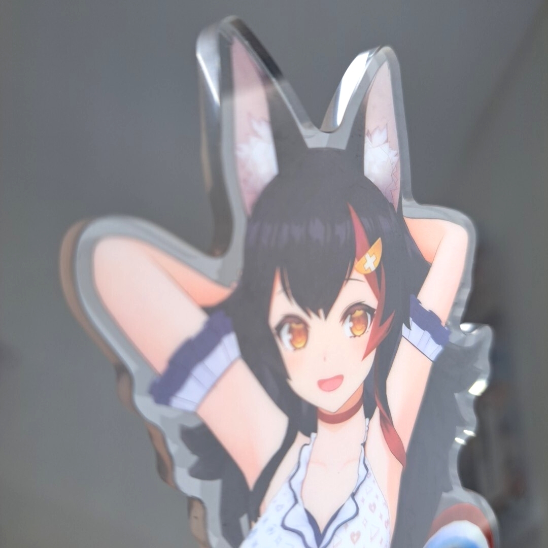 ジャンク　ホロライブ 3Dアクリルスタンド 水着 大神ミオ_画像3