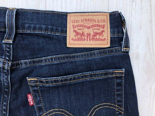 リーバイス Levi's BORROWED FROM THE BOYS アメカジ ワンウォッシュ ストレッチ デニム スキニー パンツ ジーンズ レディース 綿混合 24