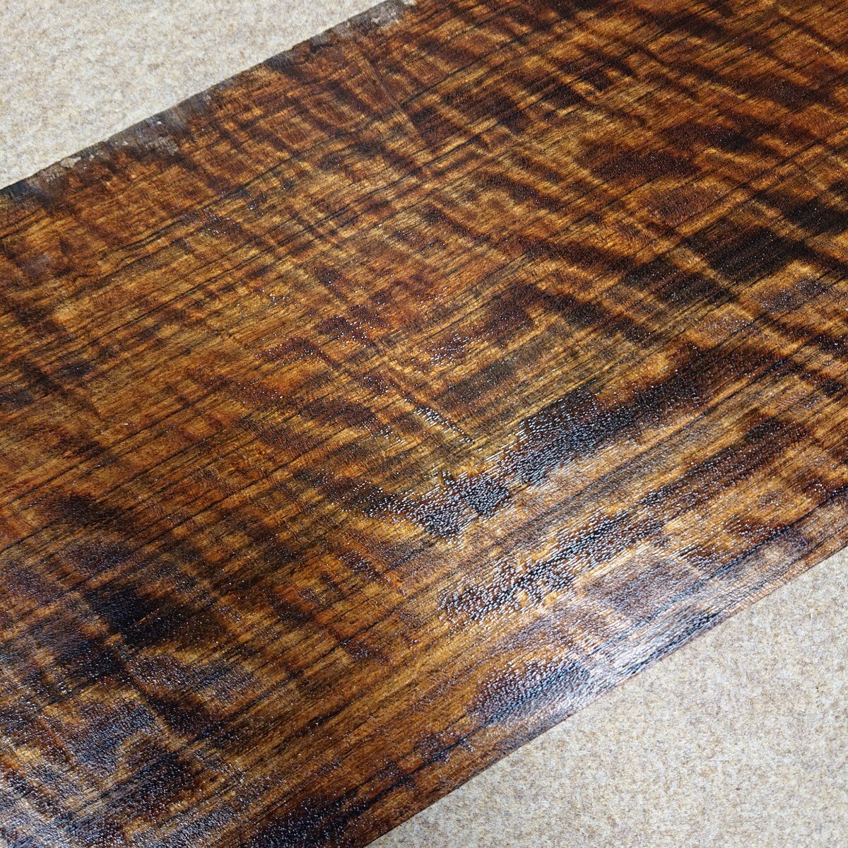 超希少銘木オバンコール超極美柾超極縮み杢超幅広厚ブロック大 1417g_画像9