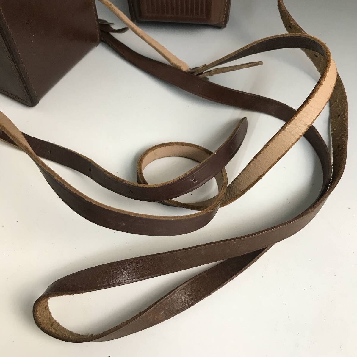 UNY44/27【希少 】Rolleiflex ローライフレックス カメラケース 2点 本革 二眼レフ ROLLEICORD ローライコード レトロ カメラ レザー_画像10