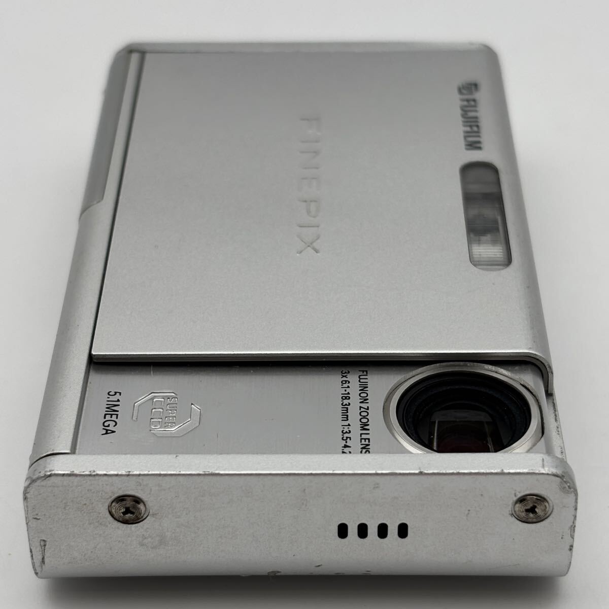 ∞ FUJIFILM FinePix Z1 本体のみ 付属品無 通電動作未確認 宅急便コンパクト発送 シルバー ファインピクス 富士フィルム 同梱対応可能_画像5