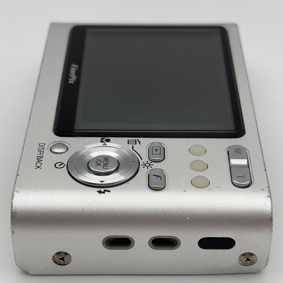 ∞ FUJIFILM FinePix Z1 本体のみ 付属品無 通電動作未確認 宅急便コンパクト発送 シルバー ファインピクス 富士フィルム 同梱対応可能_画像7
