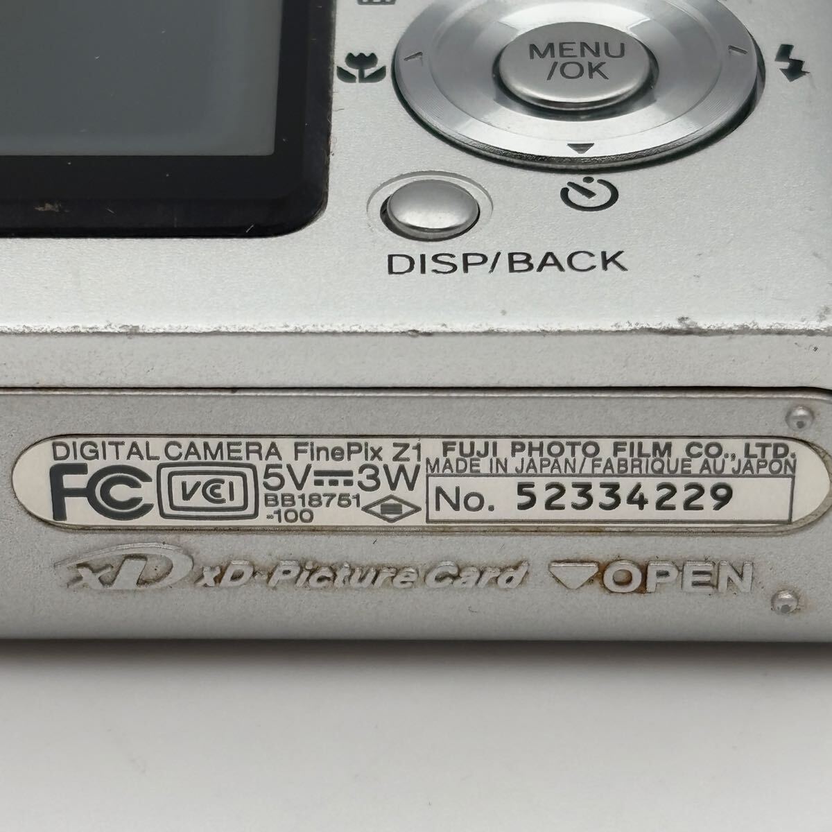 ∞ FUJIFILM FinePix Z1 本体のみ 付属品無 通電動作未確認 宅急便コンパクト発送 シルバー ファインピクス 富士フィルム 同梱対応可能_画像8