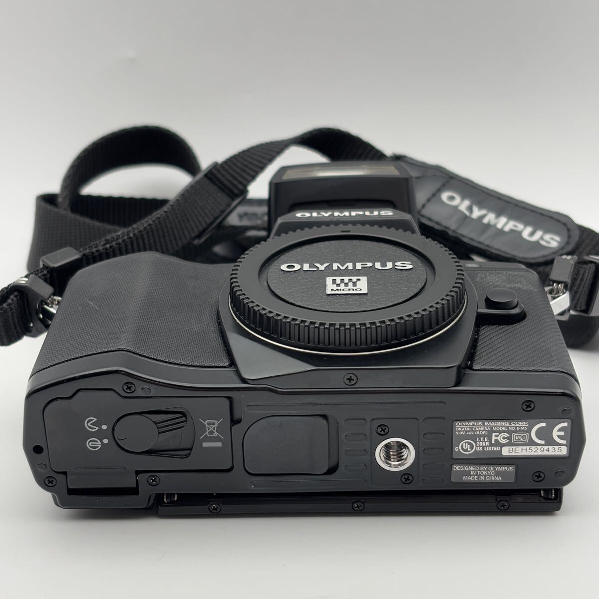 ∞ OLYMPUS E-M5 OM-D 通電確認済 ミラーレス一眼カメラ レンズセット オリンパス 付属品写真参照 直接引取大歓迎 同梱対応可能 動作未確認_画像4