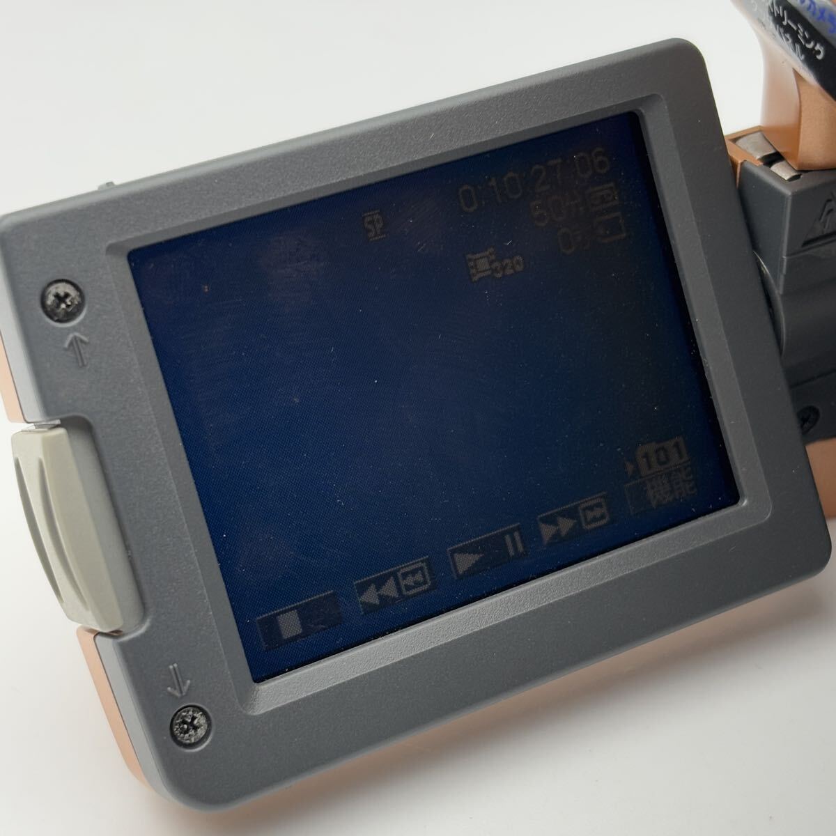 ♪ SONY Handycam DCR-TRV22 本体 箱説無 充電器付 通電確認済 動作未確認 ソニー デジタルビデオカメラ ハンディカム 同梱対応可能 _画像6