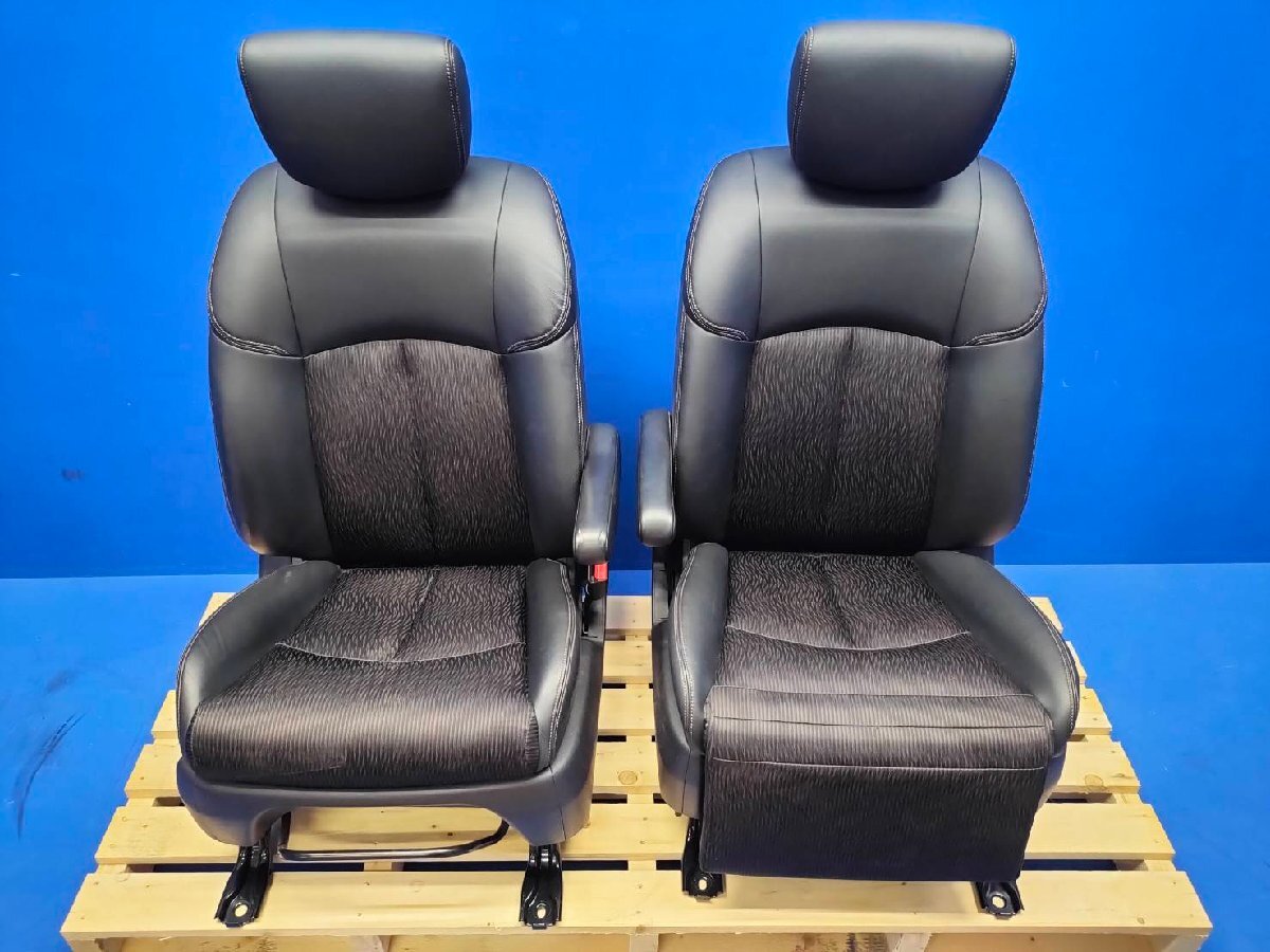 日産 52 エルグランド 後期 ハイウェイスター S 純正 ハーフレザー クロ 運転席 助手席 シート 手動 トリムNO:G 2502490 2E9-3 友_画像1