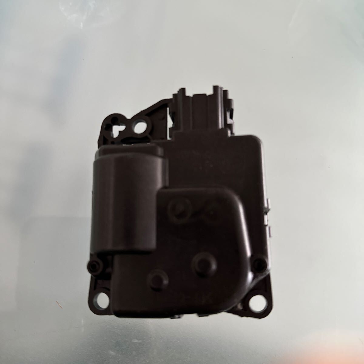 JEEP JKラングラー　ヒーターアクチュエーター中古_画像2