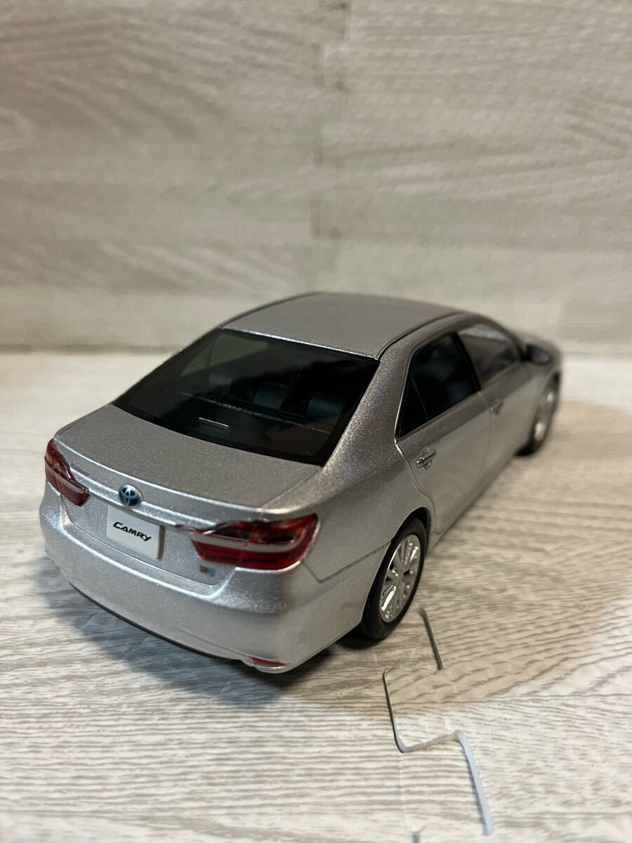 1/30 トヨタ カムリ CAMRY 後期 非売品 カラーサンプル ミニカー　シルバーメタリック_画像2