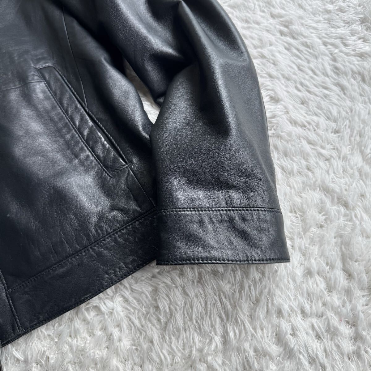 ヒューゴボス レザー ジャケット 羊革 ブラック 46 M～L相当_画像2