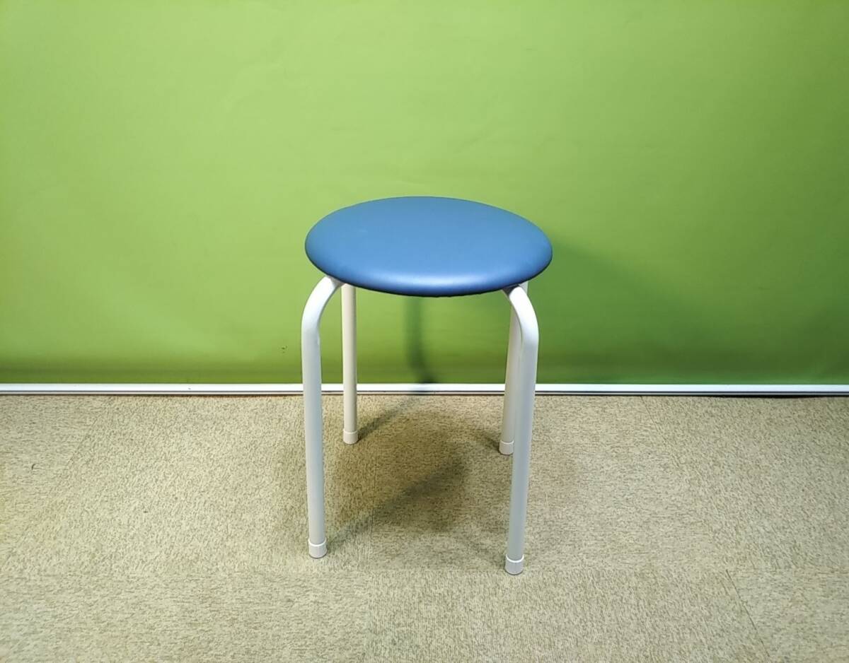 【送料別】【関東一部地域自社便配送可能】▼丸イス　スツール　AMM-203　丸椅子▼中古▼ブルー▼A-1491_画像2
