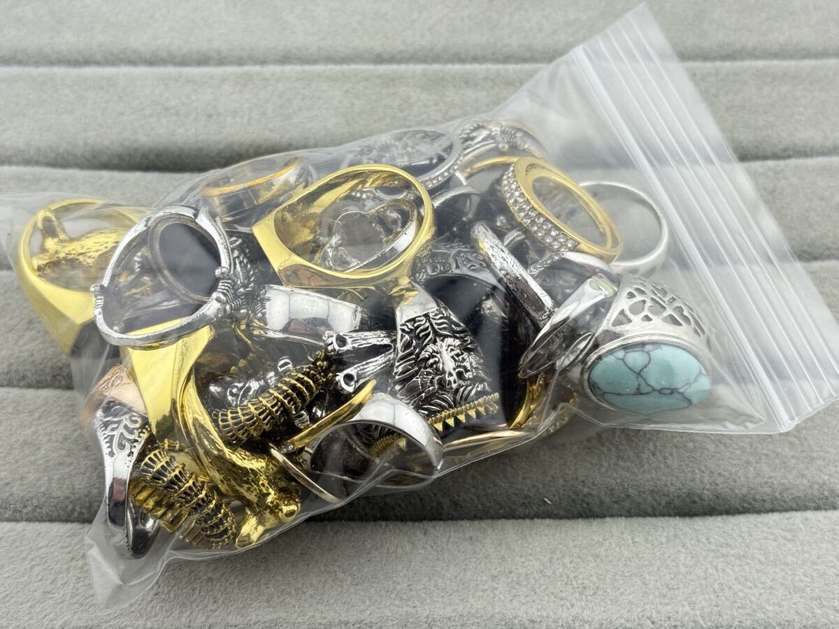 J555 大量 ジャンク デザイン被り含む 指輪 リング ゴールドカラー ヴィンテージ アクセサリー 925刻印含 素材不明 イミテーション まとめ