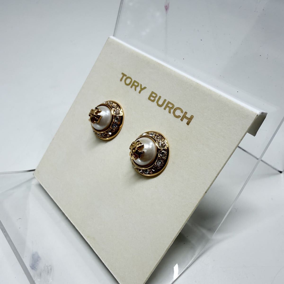Tory Burch トリーバーチ ピアス ロゴ ゴールド パール　ラインストーン_画像2