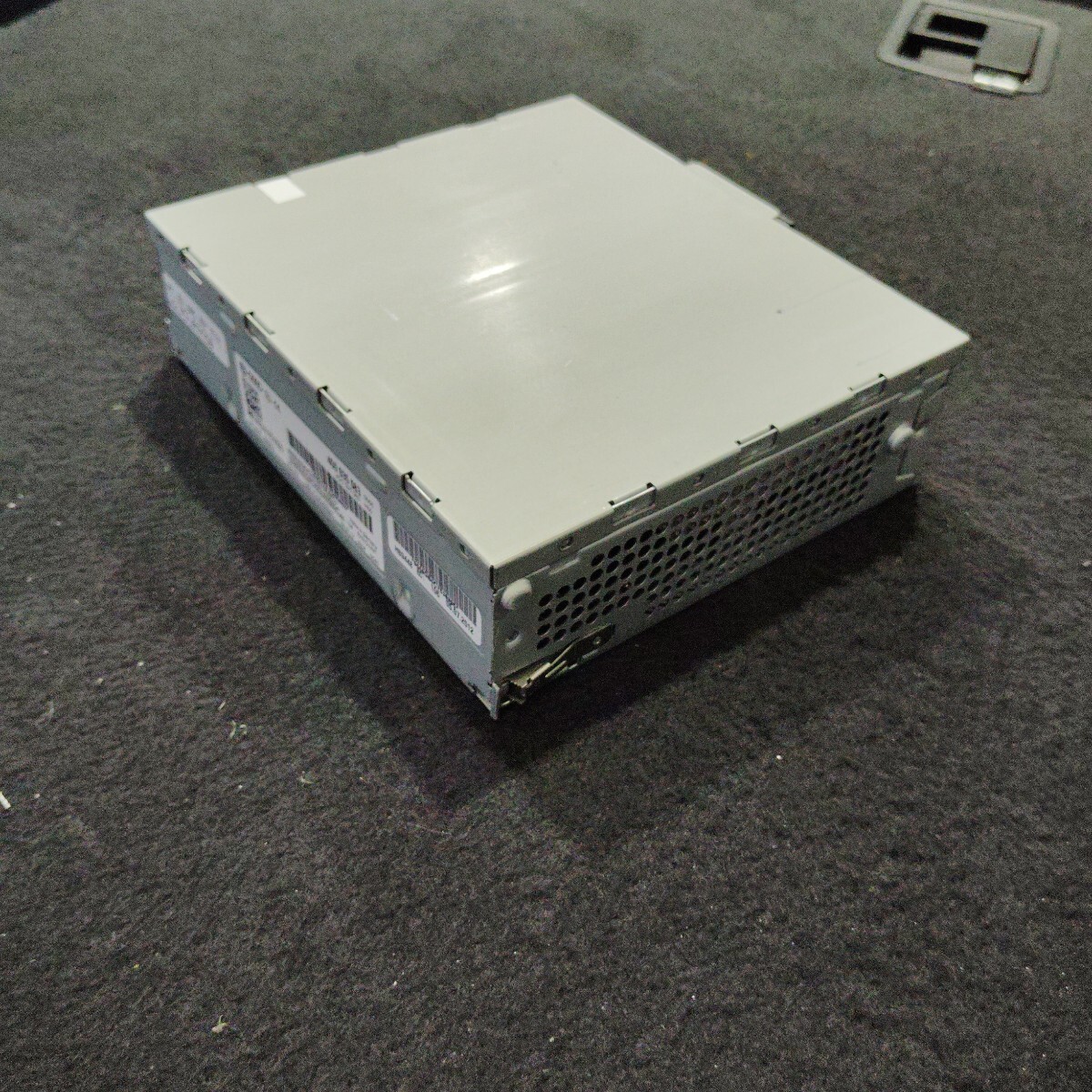 アウディ純正 ラジオチューナー 4G0 035 083 _画像3