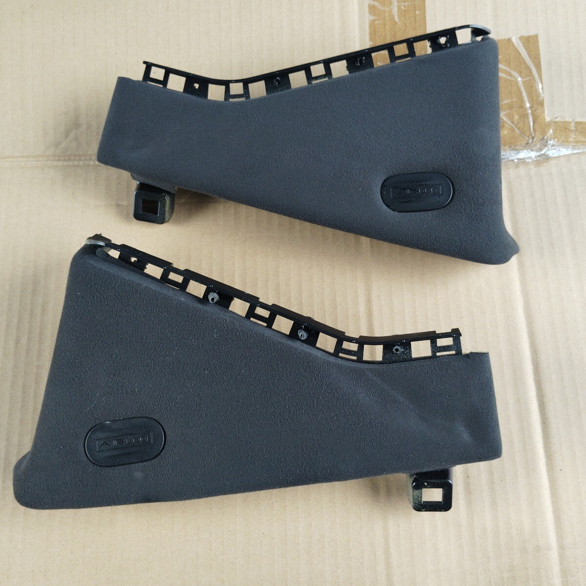 マセラティギブリS Q4 内装 内張りピラー_画像8