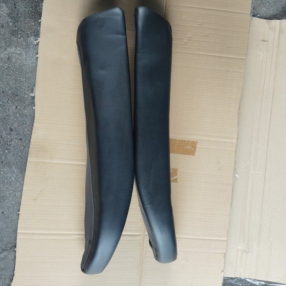 マセラティギブリS Q4 内装 内張りピラー_画像10