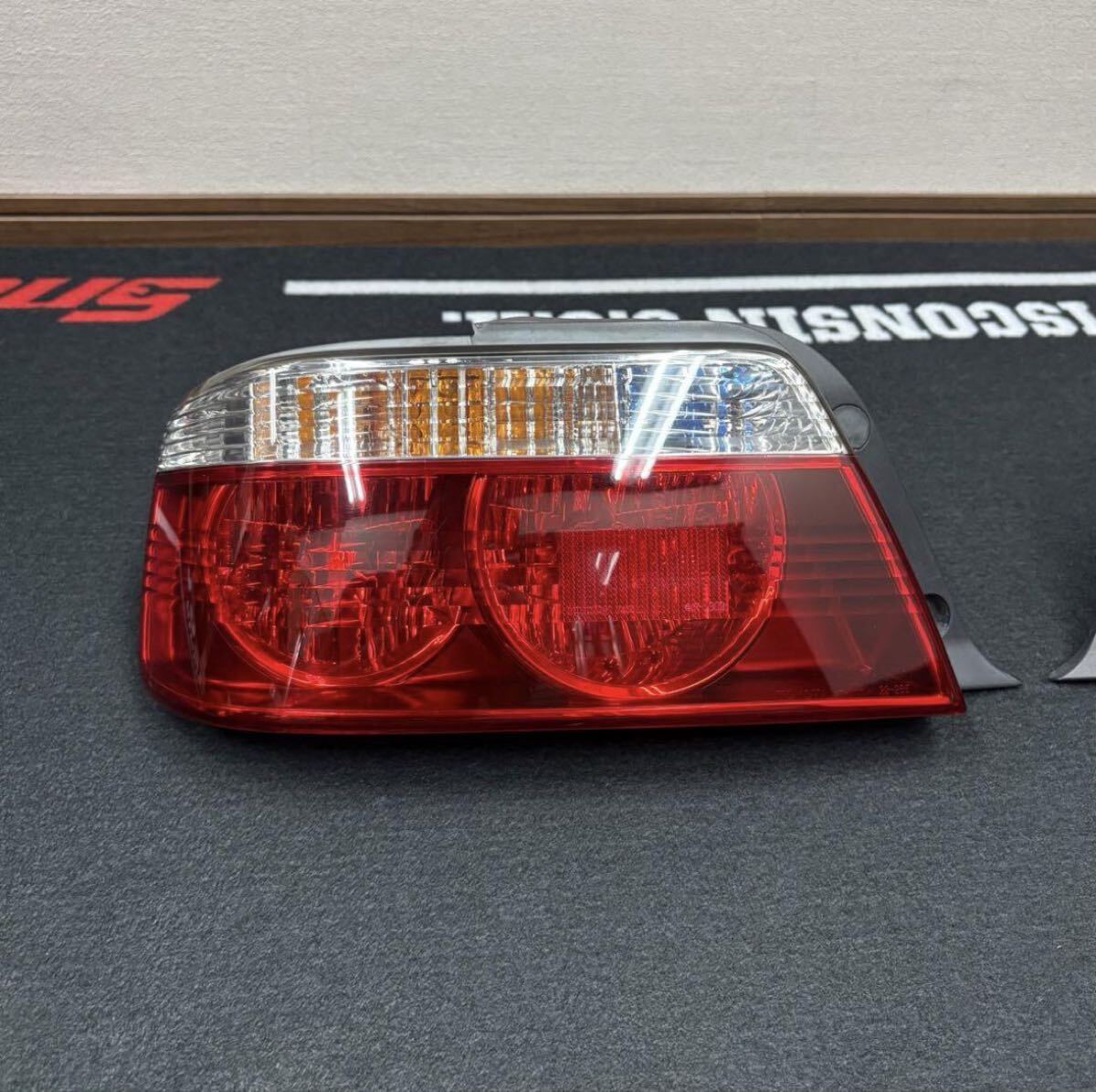 【配線付き】jzx100チェイサー後期 純正テールランプ 左右セット 配線付き】jzx100チェイサー後期 純正テールランプ左右セット