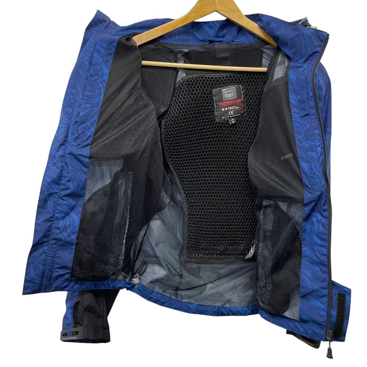 【美品】 KOMINE コミネ JK-112 プロテクトハーフメッシュパーカ Mサイズ ブルー・ブラック系 青黒系 24638-100_画像3