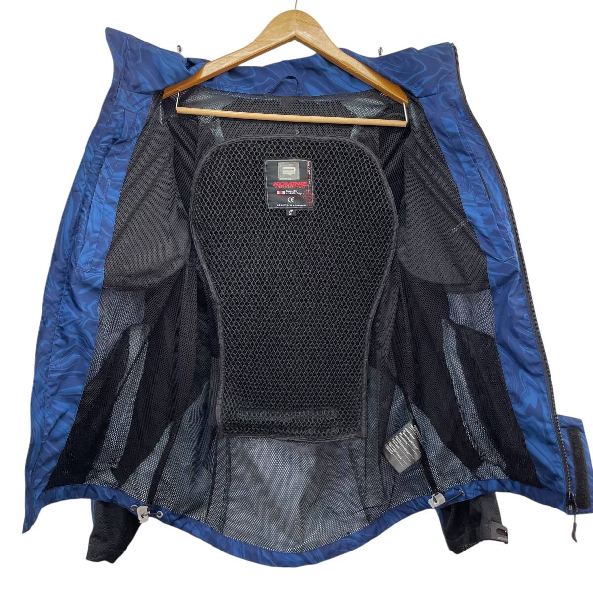 【美品】 KOMINE コミネ JK-112 プロテクトハーフメッシュパーカ-ゲンリ XLサイズ ブルー・ブラック系 青黒系 24950-100_画像3