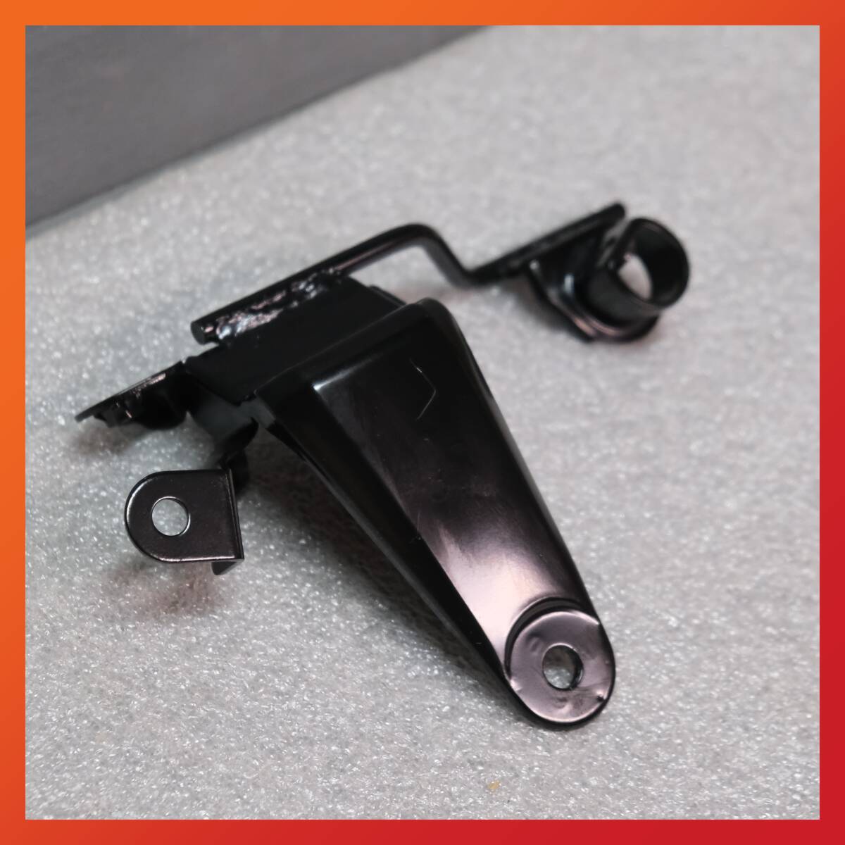 【未使用・純正品】HONDA CBX400F ヘッドライトステー 61312-MA6-000 // ブラケット ホンダ _画像1