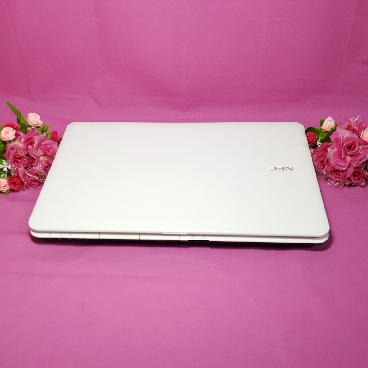 極上品/新型Window11搭載/美品ホワイト色/NEC/薄型LAVIE/新品高速SSD256GB/高速8GBメモリ/DVD焼き/オフィス/ソフト多数_画像4