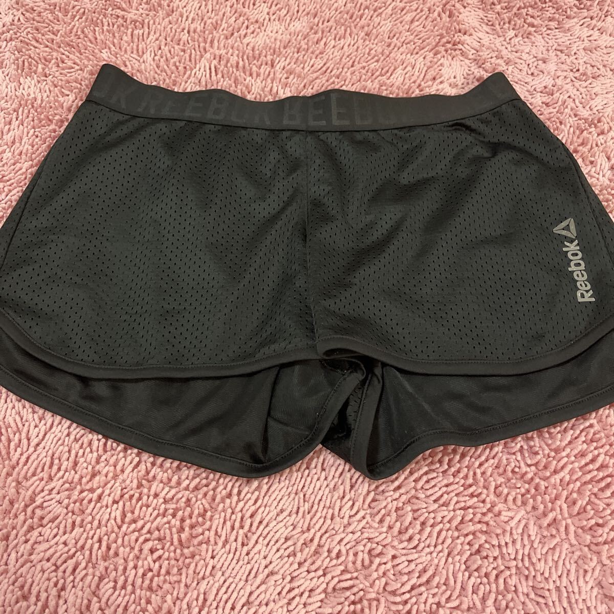 リーボック　Reebok 短パン ランニングパンツ ショートパンツ マラソン 黒 ランパン OTサイズ　ジムウェア　ダンス_画像1