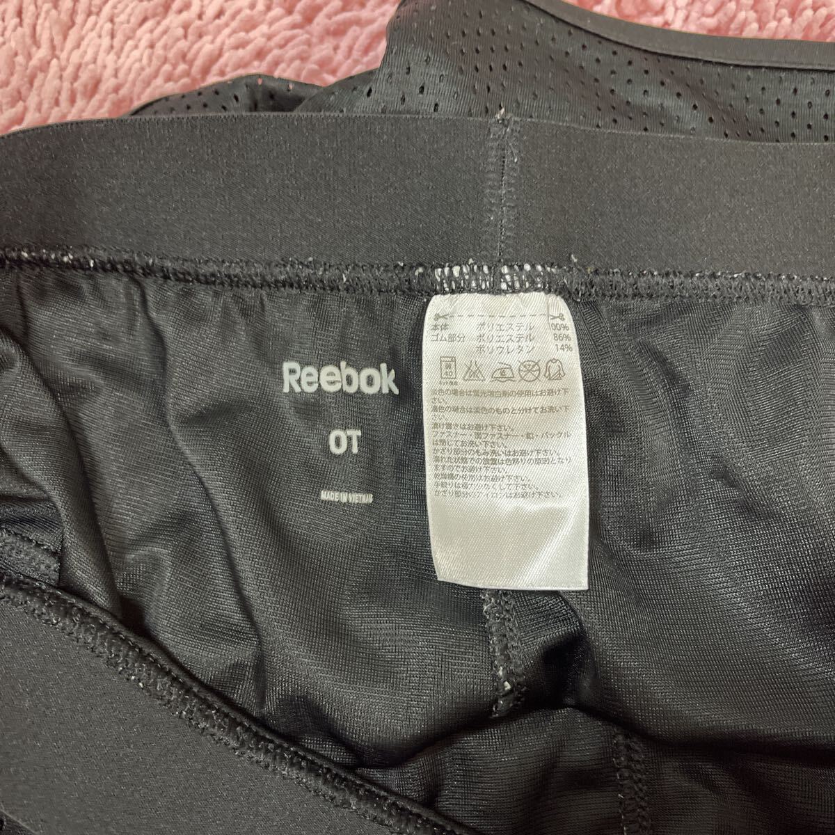 リーボック　Reebok 短パン ランニングパンツ ショートパンツ マラソン 黒 ランパン OTサイズ　ジムウェア　ダンス_画像3
