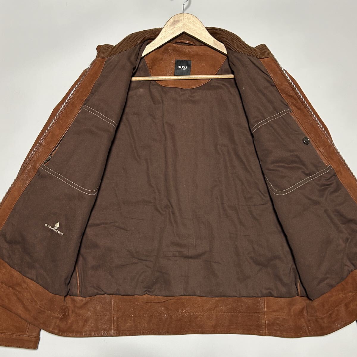 極美品【希少★2XL/XXL/52】ヒューゴボス HUGO BOSS ゴート レザー 山羊革 ライダース ジャケット ブルゾン スエード メンズ 本革 シングル_画像5