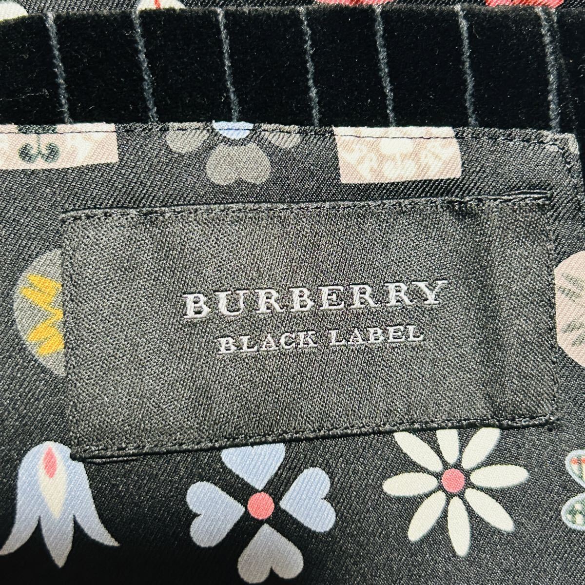 極美品/Lサイズ★バーバリーブラックレーベル 裏地 モノグラム テーラードジャケット ベロア生地 ホース釦 ストライプBURBERRY BLACK LABEL_画像8