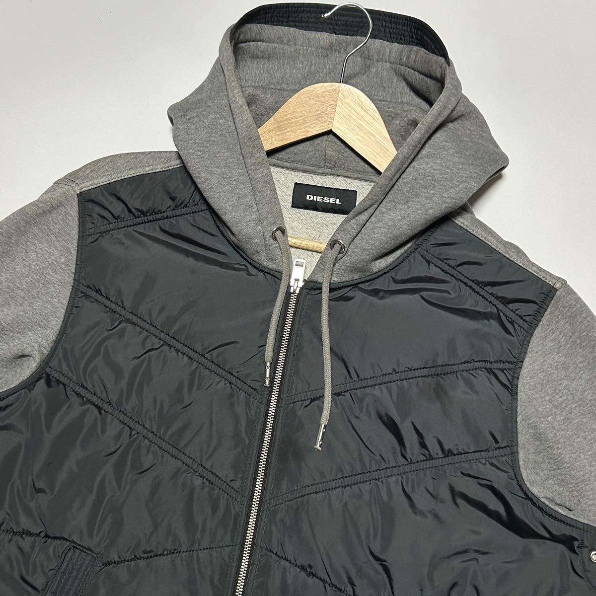 希少!大きいサイズ/XXL相当★DIESEL ディーゼル ハイブリッドダウンパーカー 切替 ブルゾン ジャケット メンズ アウター 中綿 秋冬 フード_画像3