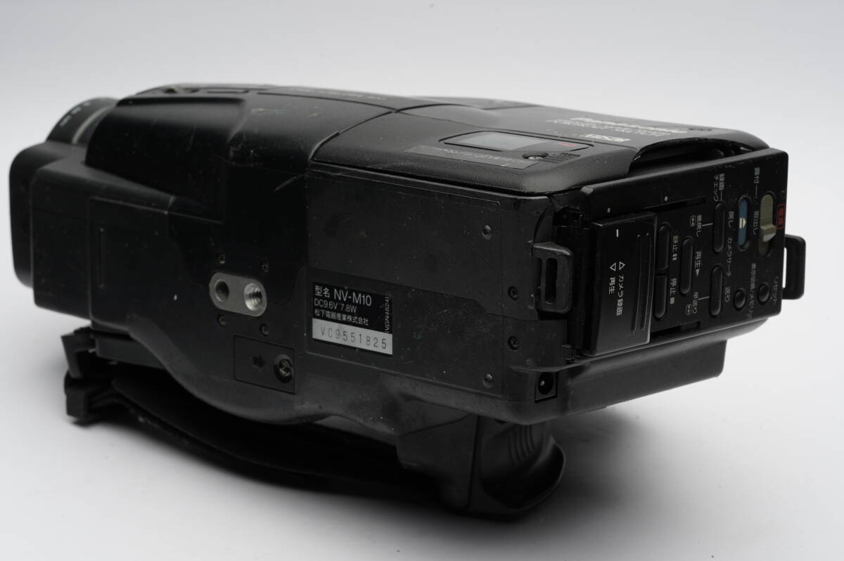 Panasonic NV-M10 ビデオカメラ VHS-C 送料600円_画像3