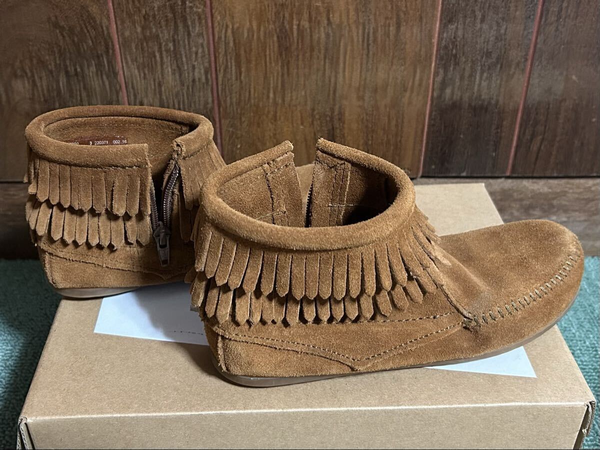  Minnetonka Kids двойной бахрома боковой Zip ботинки размер 3 (22cm)