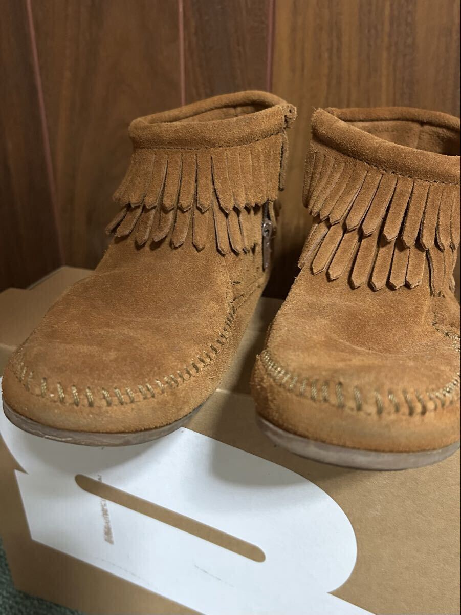  Minnetonka Kids двойной бахрома боковой Zip ботинки размер 3 (22cm)