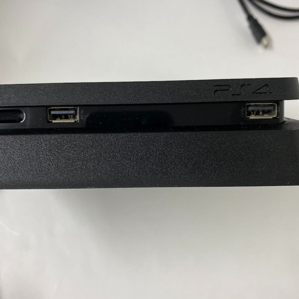 08w13482★1円~【ジャンク品】ソニー sony PS4 プレイステーション4 CUH-2100A B01 ジェットブラック ゲームハード 動作未確認【中古品】_画像2