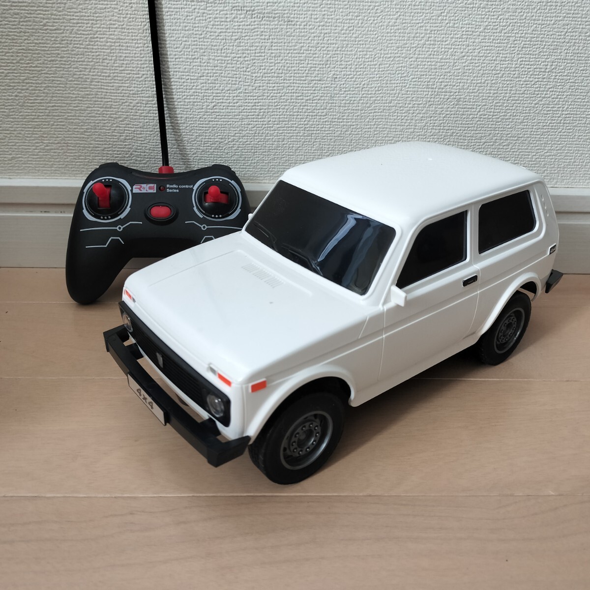  редкий ]la- клещи -va4x4 машина с радиоуправлением новый товар рабочее состояние подтверждено пробег анимация есть быстрое решение включая доставку la клещи -ba Россия so полосный внедорожник SUV