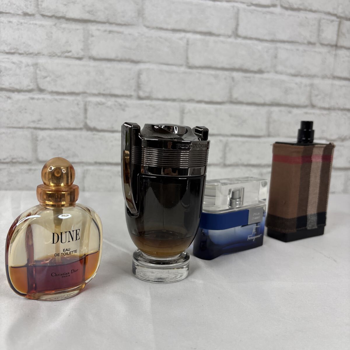 香水 まとめ売り 4本セット Dior DUNE / PACO RABANNE INVICTUS / Ferragamo F by / Burberry for Men 残量画像参照 中古品 オードトワレ_画像9