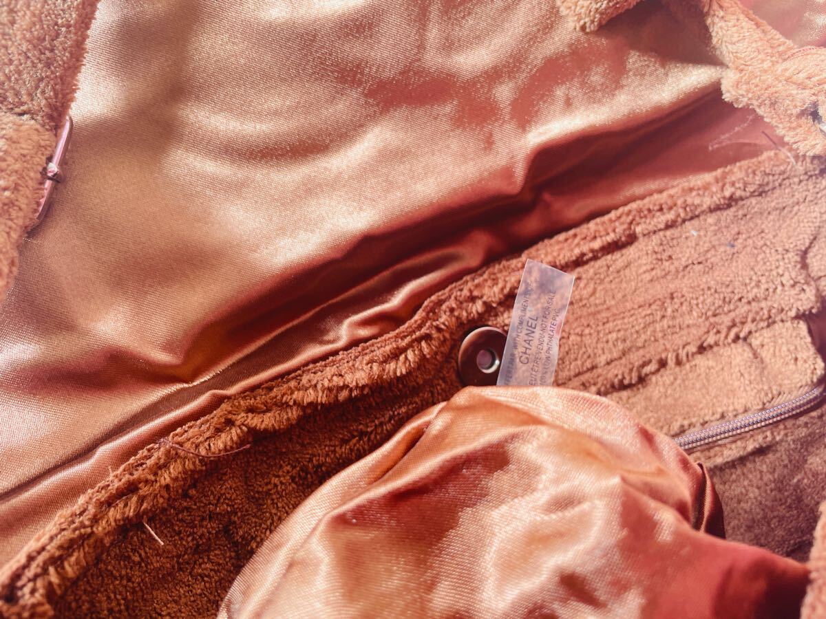 送料無料 斜め掛け CHANEL シャネル　ノベルティ メッセンジャー ショルダーバッグ　ココマーク　カジュアル　未使用　BROWNブラウン_画像6