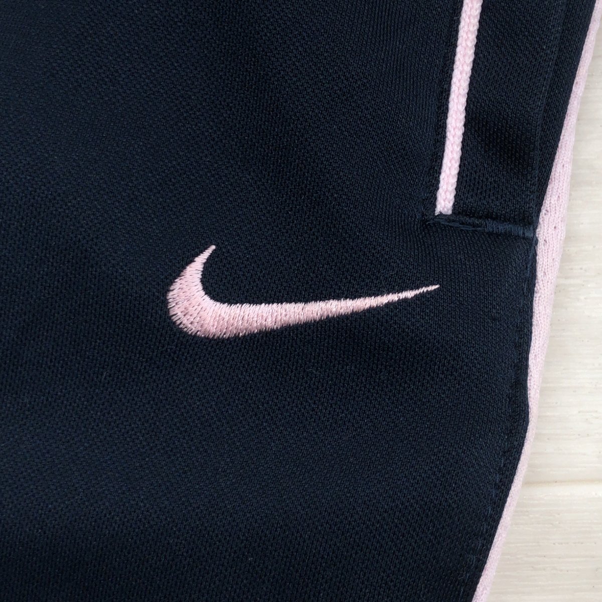 NIKE ナイキ メッシュ切替 ジャージ ワイド パンツ S 濃紺 ネイビー×ピンク トラックパンツ フレアパンツ トレーニング ジム レディース_画像4