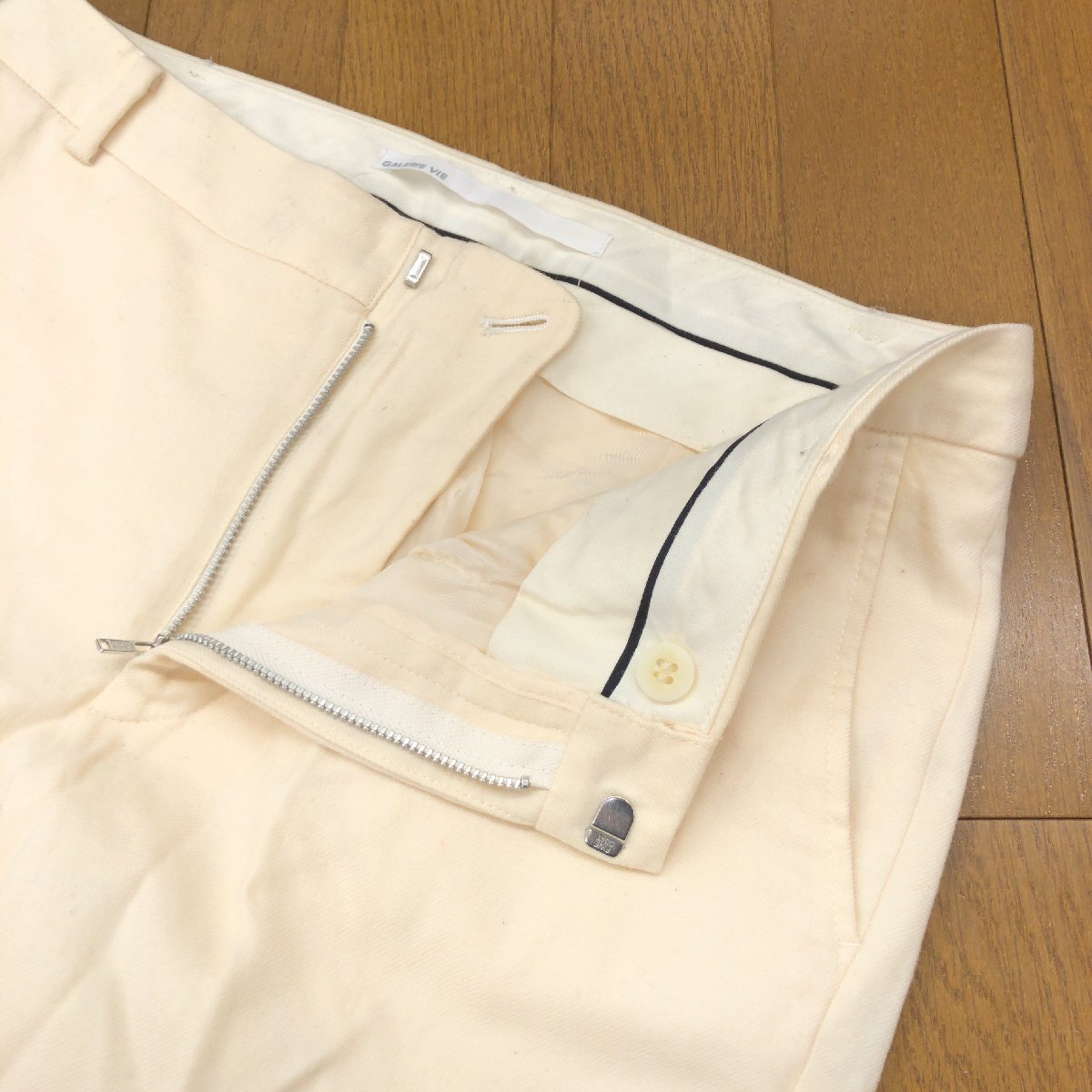 GALERIE VIE ギャルリーヴィー トゥモローランド ウール100% テーパードパンツ 0 w74 白系 アイボリー 日本製 スラックス レディース_画像5
