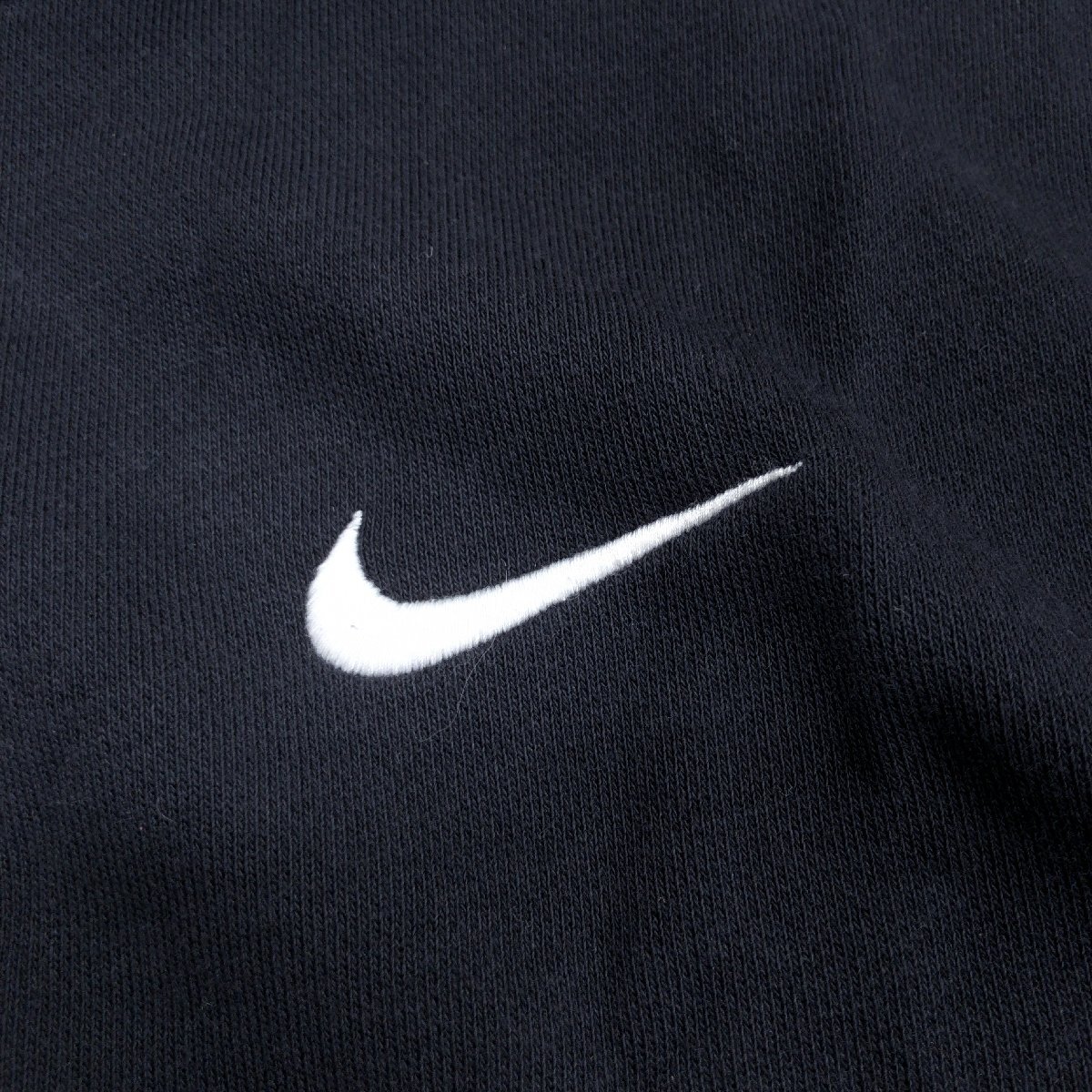 ●NIKE ナイキ ポイントロゴ刺繍 ジップアップ スウェット パーカー XL 黒 ブラック ジャケット 羽織り LL 2L ゆったり 大きい レディース_画像4