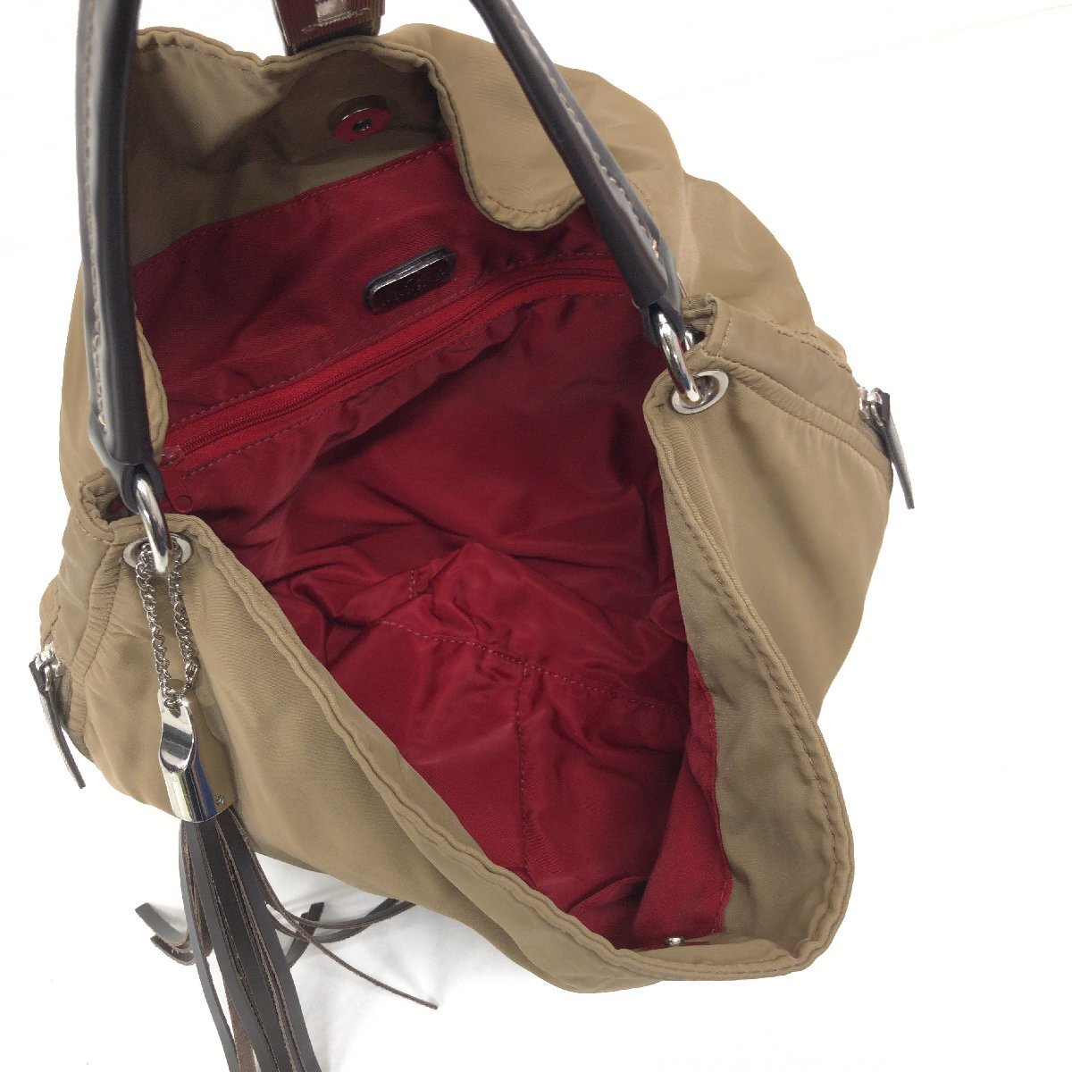 ●美品 LA BAGAGERIE ラバガジェリー 定価15,400円 ターンロック ホーボーバッグ カーキ系 ワンハンドル ショルダーバッグ ハンドバッグ_画像7