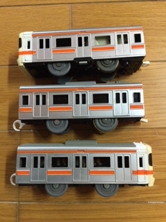 USED б/у звук Plarail JR Tokai 313 серия в коробке движение.! звук . выходит! привод колесо. резина повреждение! стоимость доставки сдерживание! нестандартный Y660. единый по всей стране отправка 