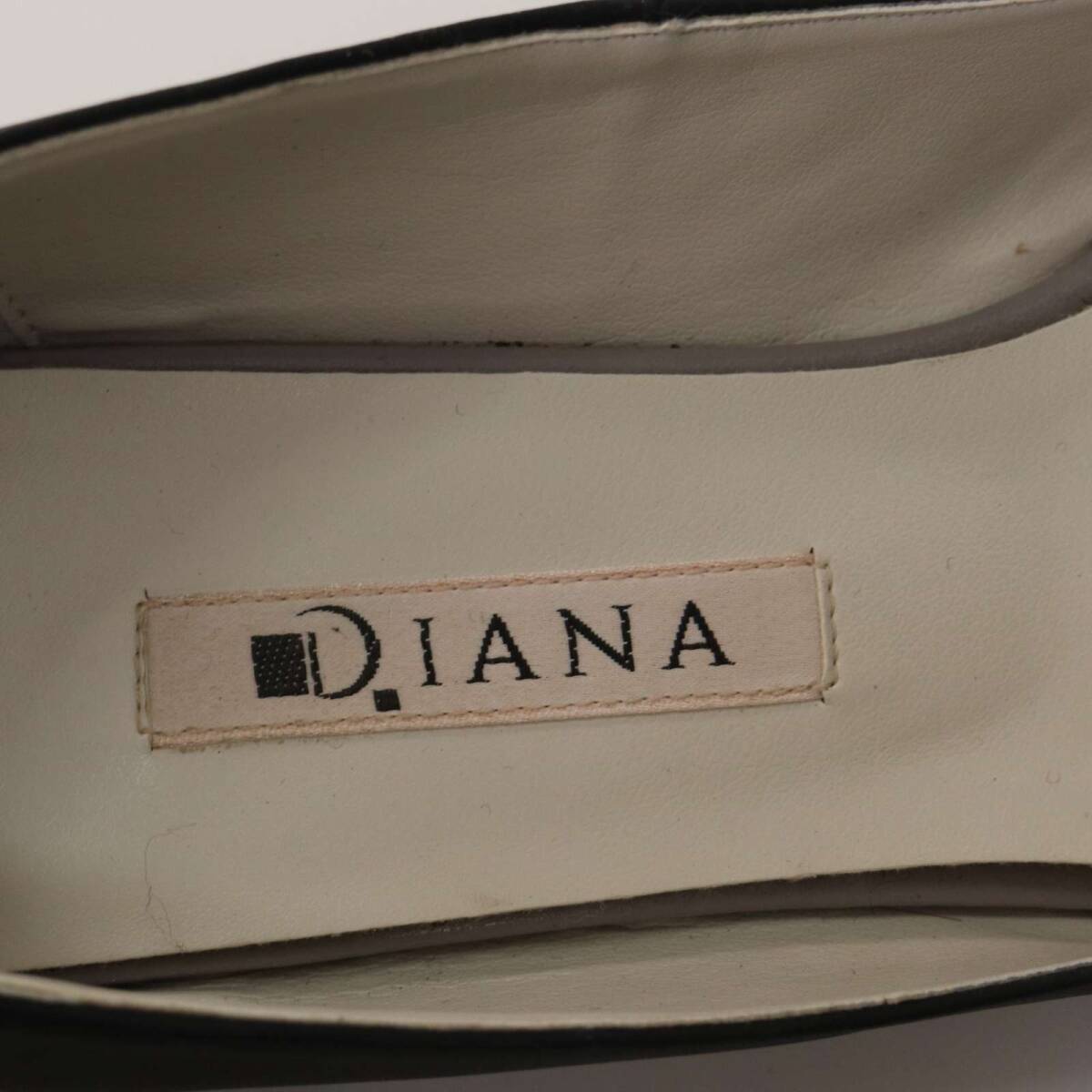 DIANA ダイアナ EM42192 リボン モチーフ♪ ポインテッドトゥ フラットシューズ パンプス Sz.22 レディース 黒_画像8
